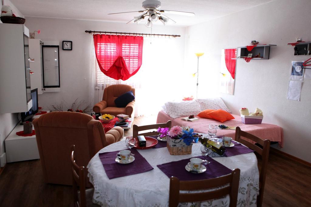 Apartments Adelita Пореч Экстерьер фото