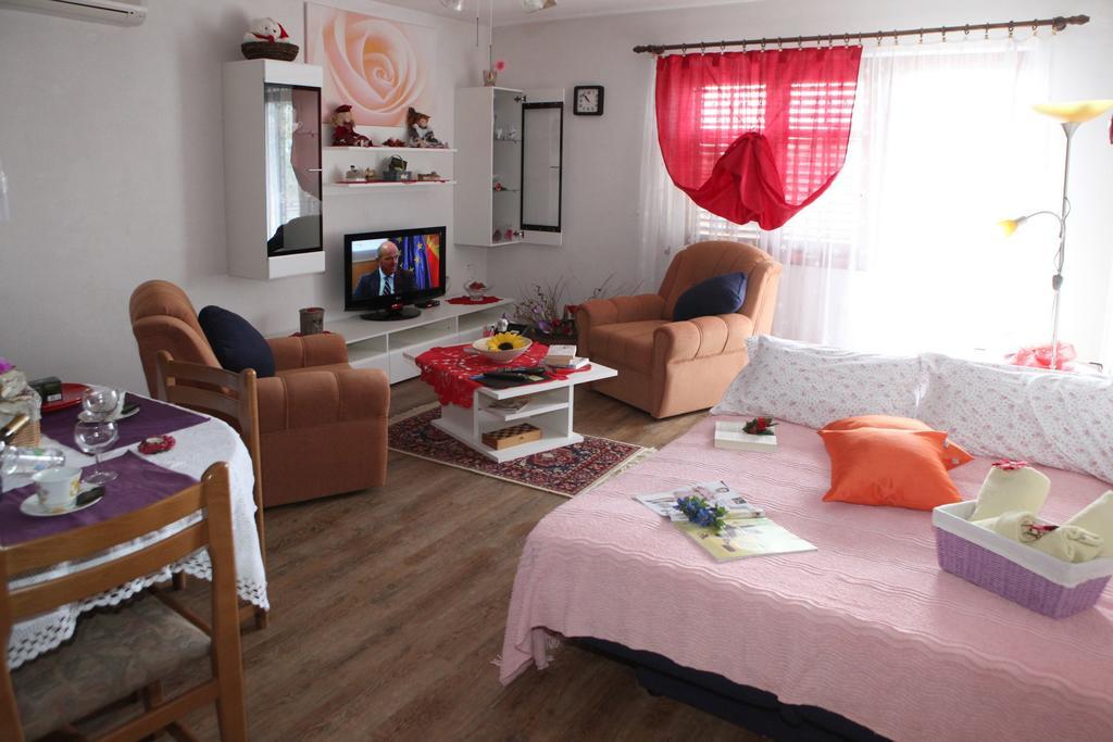 Apartments Adelita Пореч Экстерьер фото